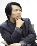 권칠인